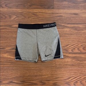 Girls XL Nike Pro shorts